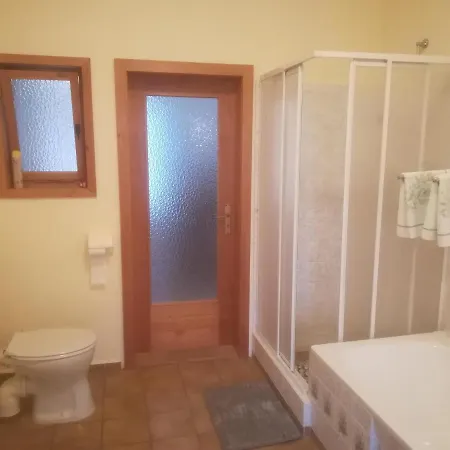 Rauscher Apartment *